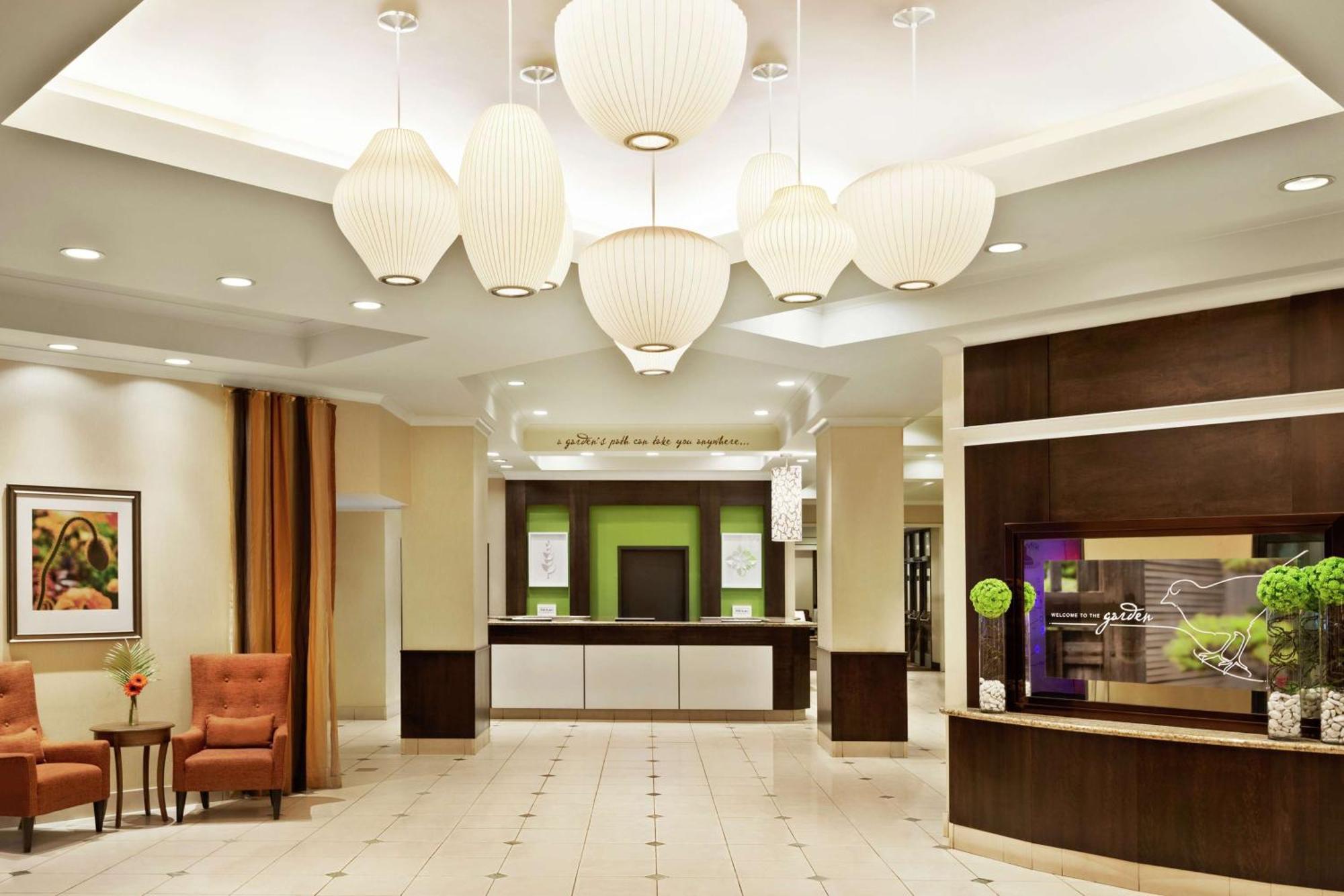 Hilton Garden Inn Saskatoon Downtown Exterior photo