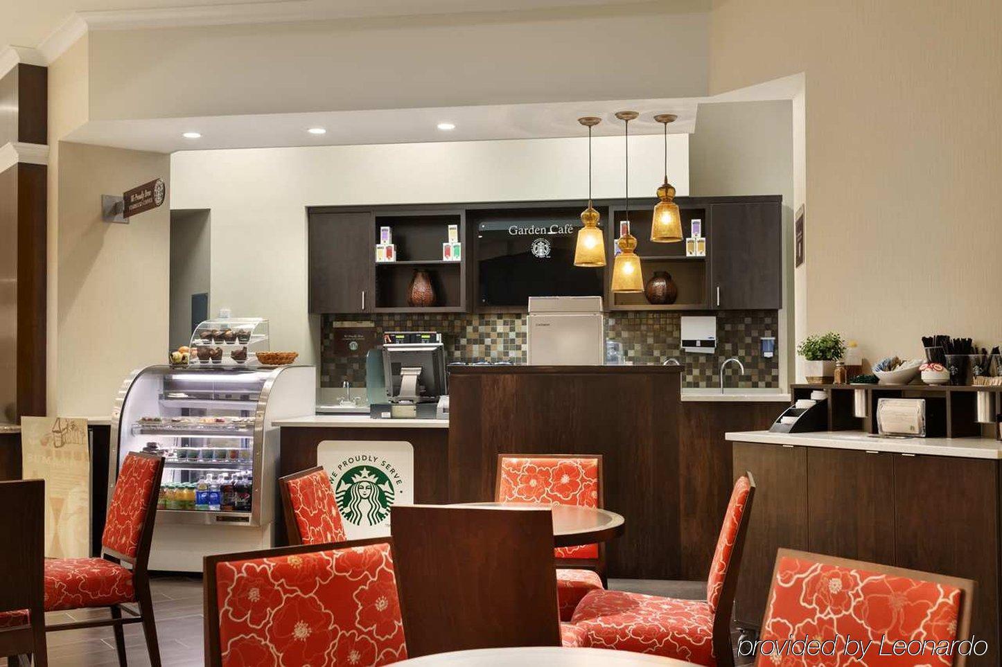 Hilton Garden Inn Saskatoon Downtown Exterior photo