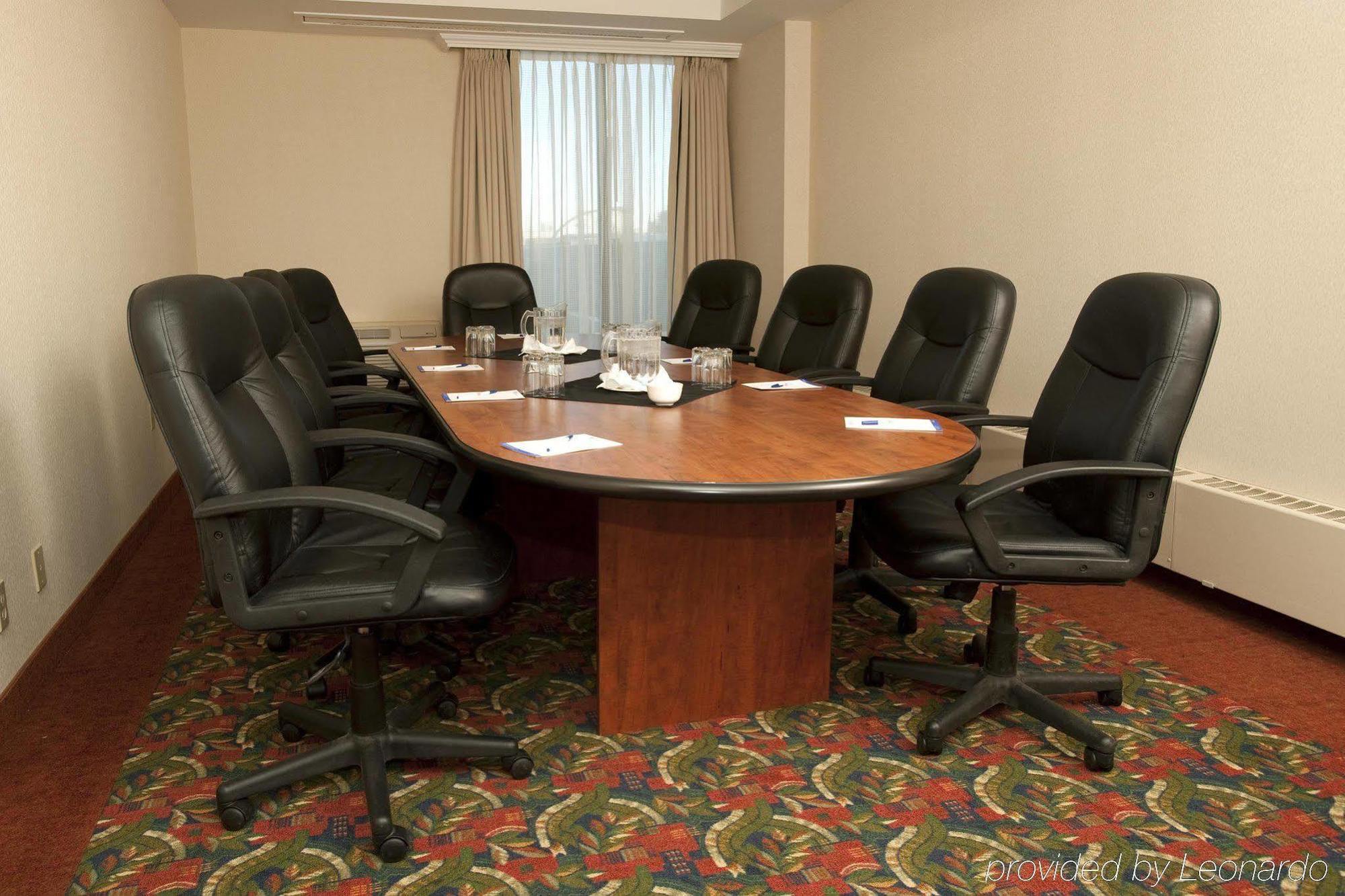 Hilton Garden Inn Saskatoon Downtown Facilities photo